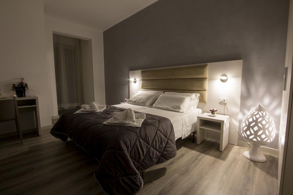 Hotel Zanarini In Centro A Riccione Exteriér fotografie
